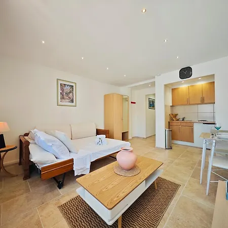 Calm And Apartment
